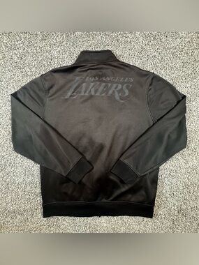 Los Angeles Lakers NBA Men’s Large Blackout Track Jacket Full Zip Up